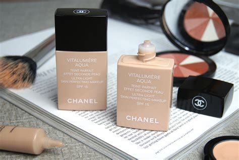 chanel vitalumiere aqua compact foundation ingredients|vitalumiere aqua foundation reviews.